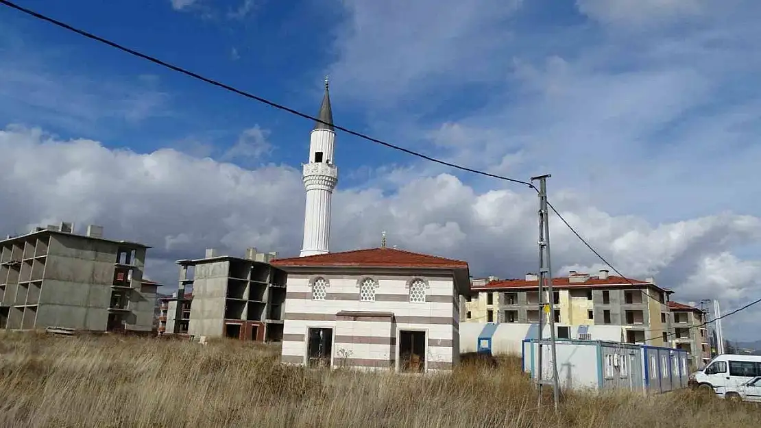 TOKİ Hisarcık'ta 198 konutun inşaatını tamamlayıp 40 yeni konut yapacak