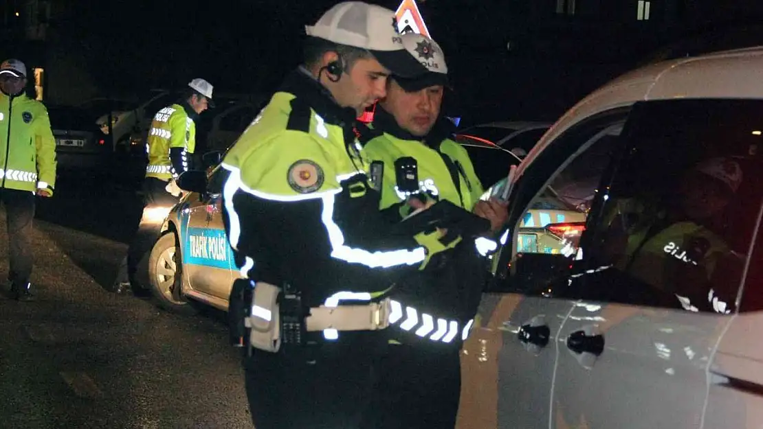 Trafikçilerden asayiş destekli alkol uygulaması