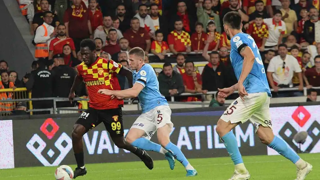 Trendyol Süper Lig: Göztepe: 2 - Trabzonspor: 1 (Maç sonucu)