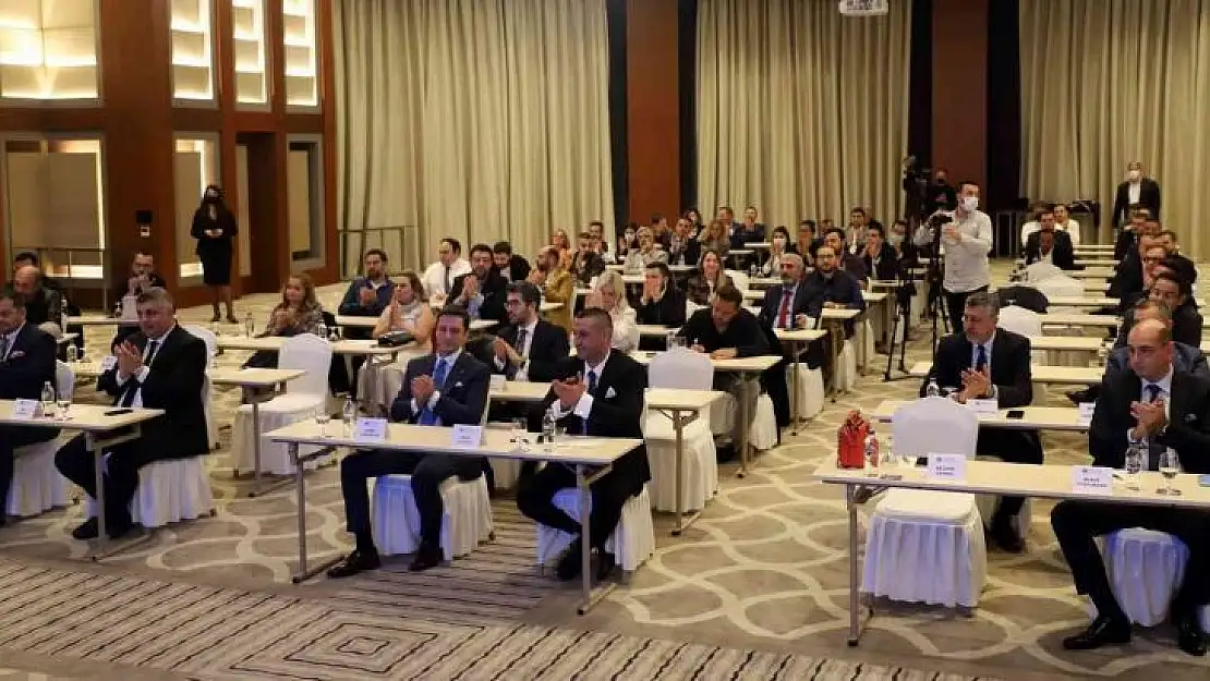 TÜGİAD Başkanı Nilüfer Çevikel: 'Üretmemiz için sanayicilerin ve gençlerin desteklenmesi gerekiyor'