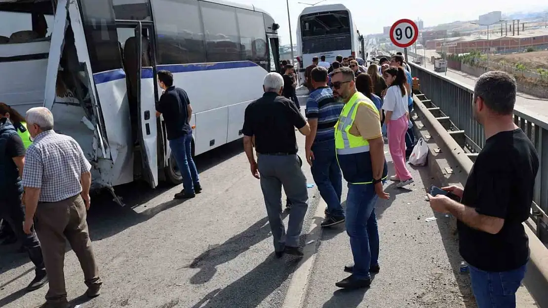 Turgutlu'da işçi servisleri kaza yaptı: 35 işçi yaralandı