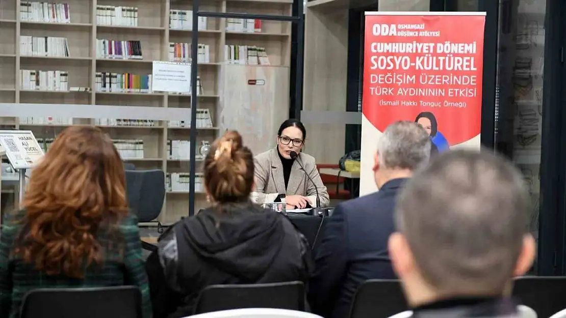 Türk aydınının Cumhuriyet dönemi sosyo-kültürel değişim üzerine etkisi