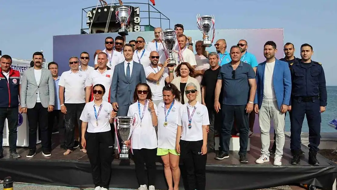 Türkiye'nin en iyi zıpkıncıları Didim açıklarında yarıştı