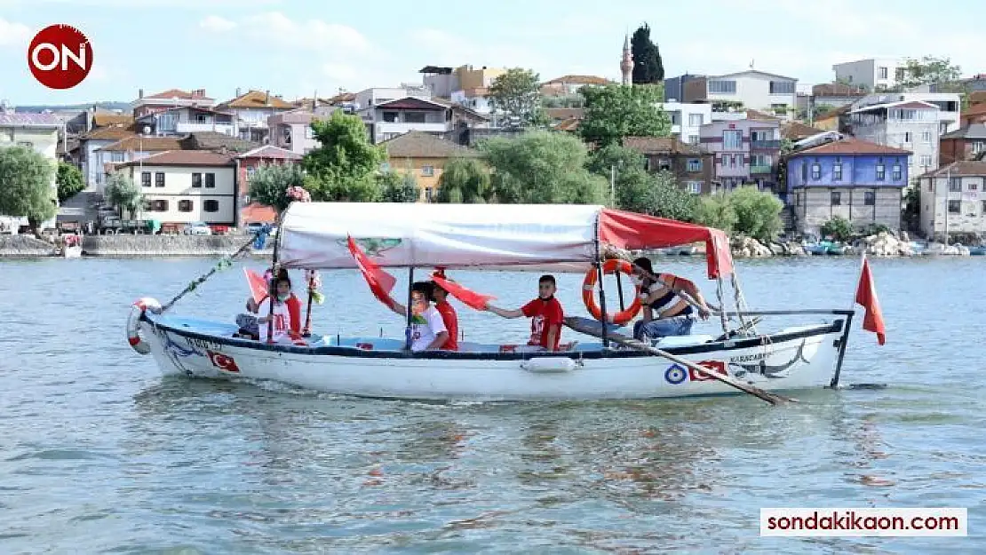 Türkiye'nin Venedik'i Gölyazı'da 19 Mayıs coşkusu