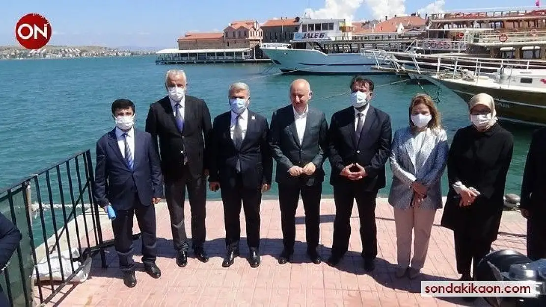 Ulaştırma ve Altyapı Bakanı Karaismailoğlu Balıkesir'de