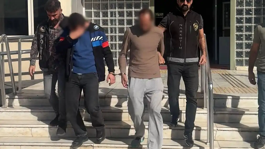 Uyuşturucu tacirleri Aydın polisine takıldı: 2 tutuklama