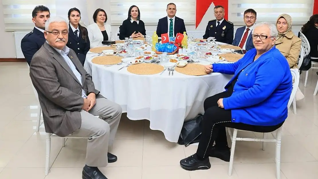 Vali Akbıyık, polis haftası etkinlikleri kapsamında şehit aileleri ve emniyet personeliyle buluştu