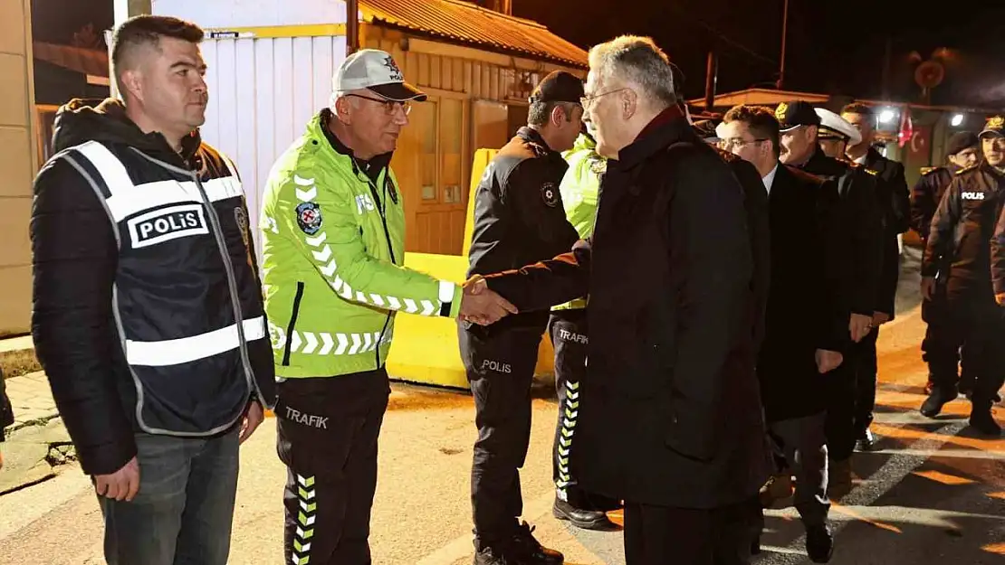 Vali Ayyıldız'dan güvenlik güçlerine ziyaret