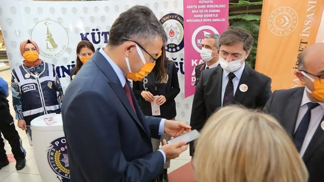 Vali Çelik, KADES uygulamasını denedi