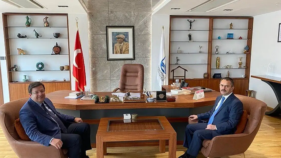 Vali İlhami Aktaş'tan Belediye Başkanı Muharrem Erkek'e hayırlı olsun ziyareti
