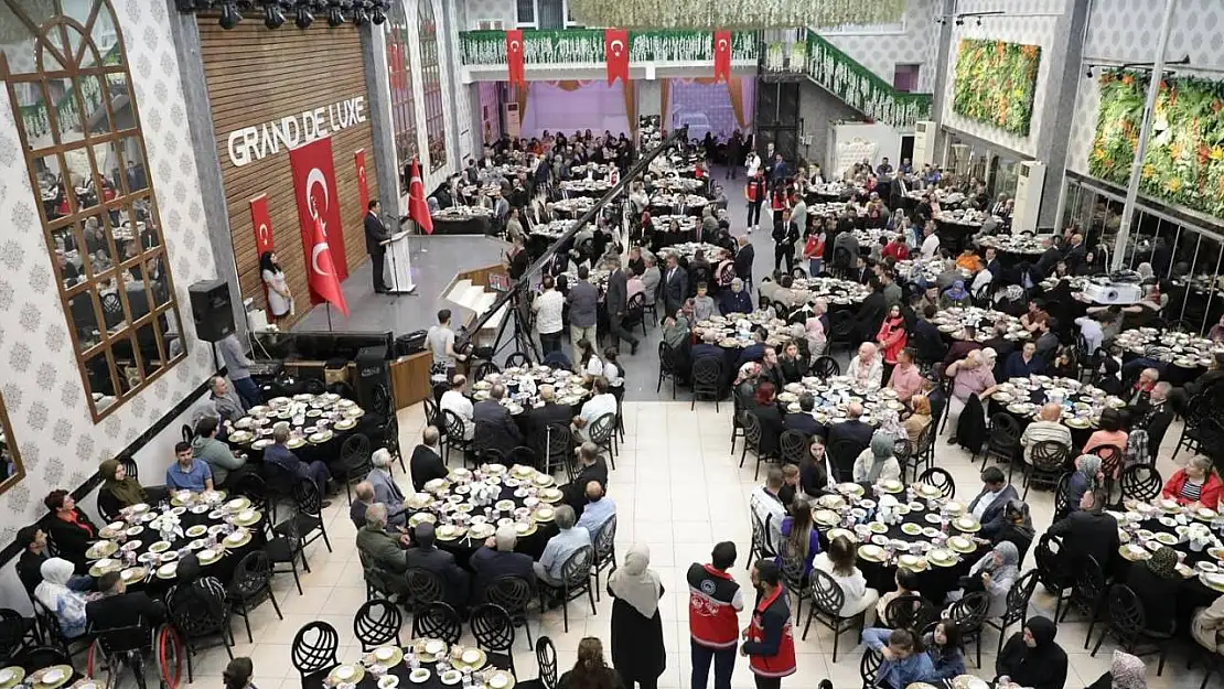 Vali Işın'dan şehit aileleri, gaziler ve aileleri onuruna yemek