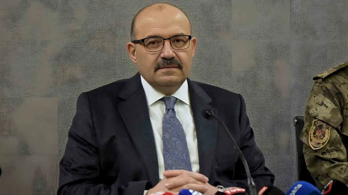 Vali Ustaoğlu: 'Patlamayla ilgili 3, kazayla ilgili 2 kişi tutuklandı'