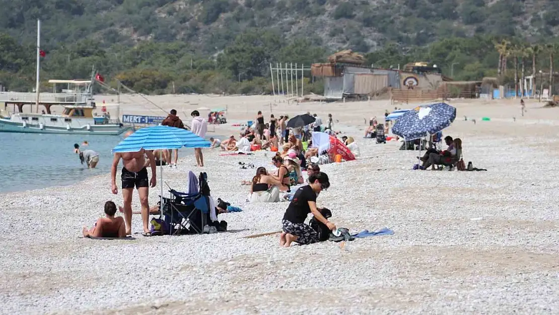 Vatandaşlar sahilleri doldurdu