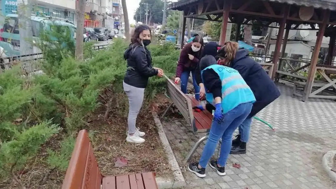 Vefalı öğrenciler şehitlerini unutmadı