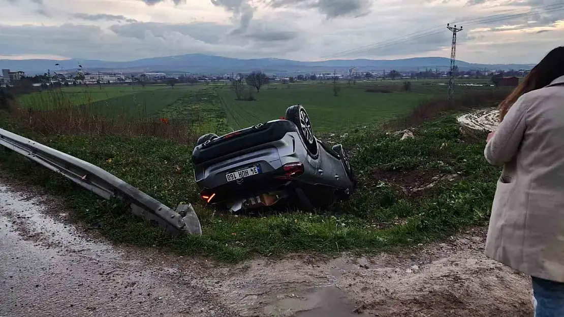 Yanlış yola giren araç takla attı: O anlar kamerada