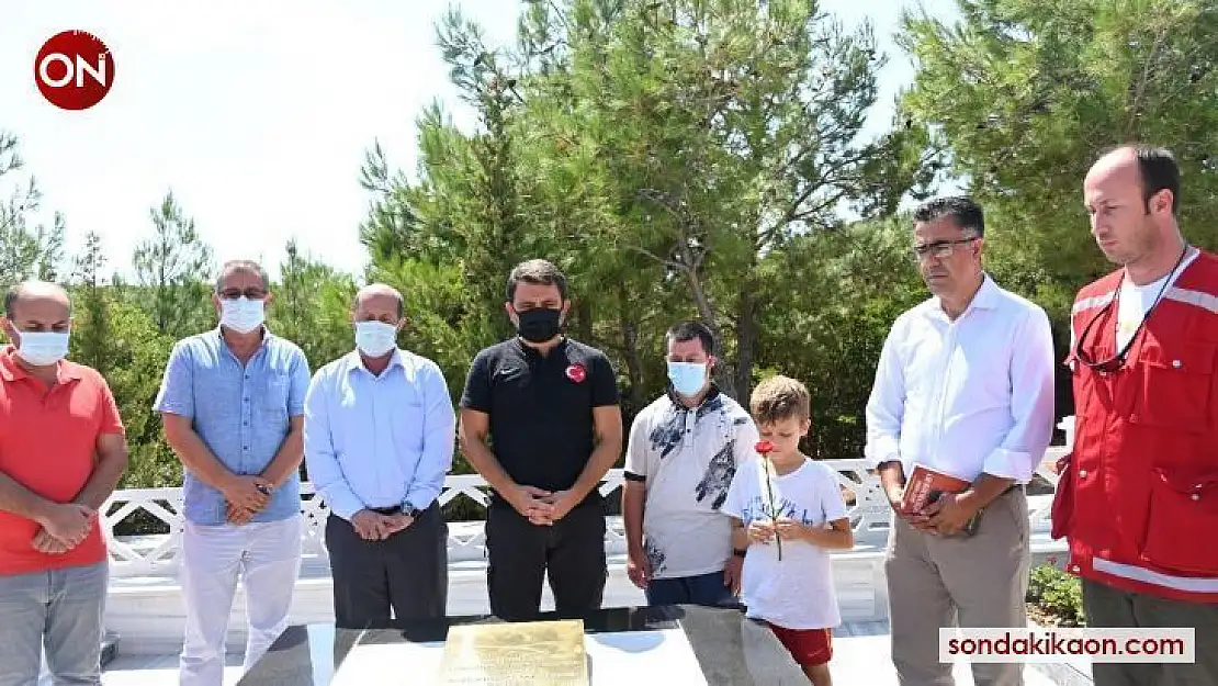 Yarbay Hüseyin Avni Bey mezarı başında anıldı