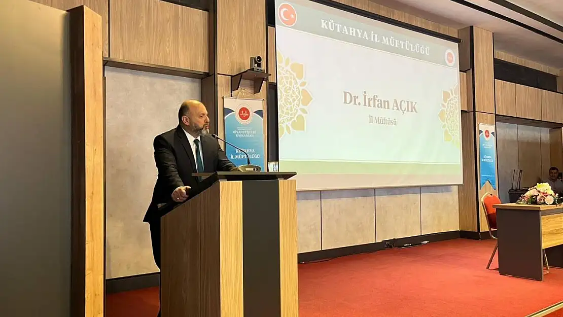 Yaz Kur'an Kursları öncesi din görevlilerine hizmet içi eğitim semineri
