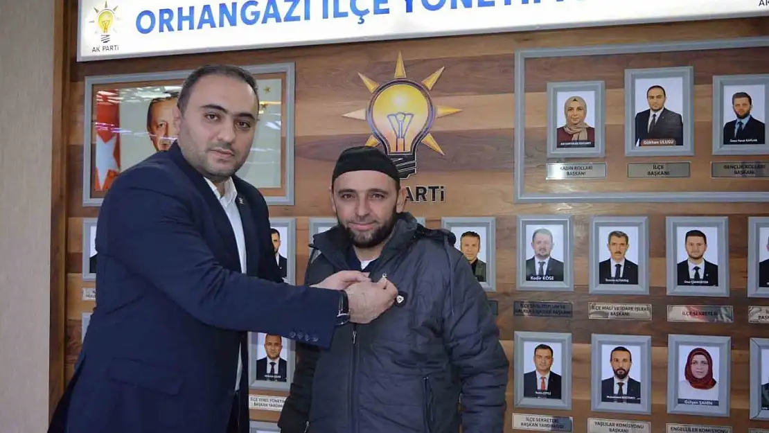 Yeniden Refah Partisi'nden istifa eden 120 kişi AK Parti'ye geçti