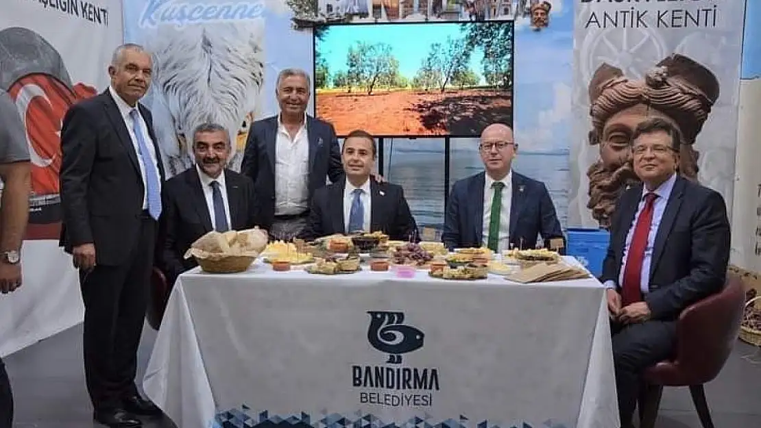 Yenikapı'da Bandırma rüzgarı esti