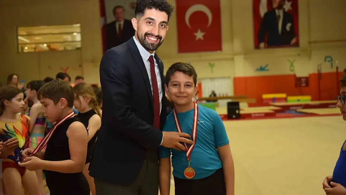 Yıldırım'da 23 Nisan'a özel jimnastik müsabakası