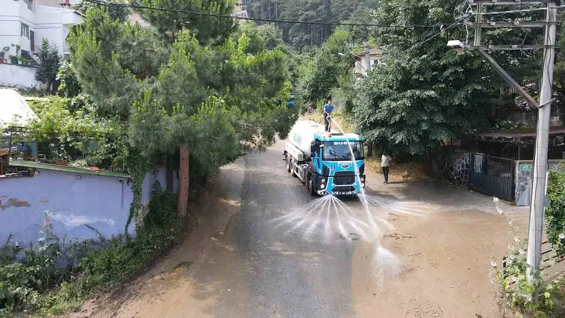 Yıldırım'da yağmur mesaisi