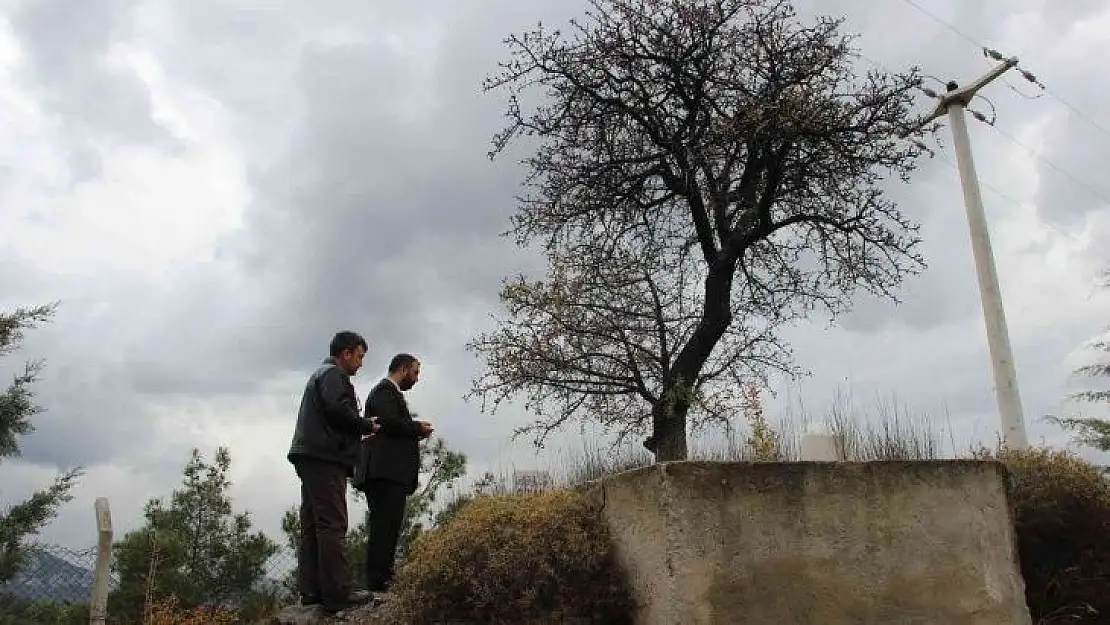 Yıllarca yağmur duası için çıkılan mezar yalnız kaldı