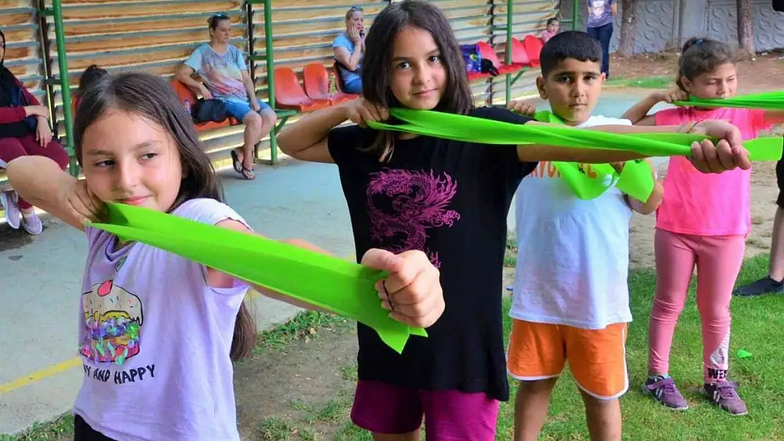 Yunusemre Yaz Spor Okulu okçulukta ilk heyecan