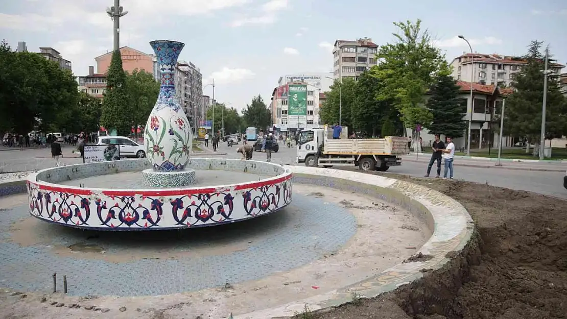 Zafer Meydanı'nda çalışmalar başladı