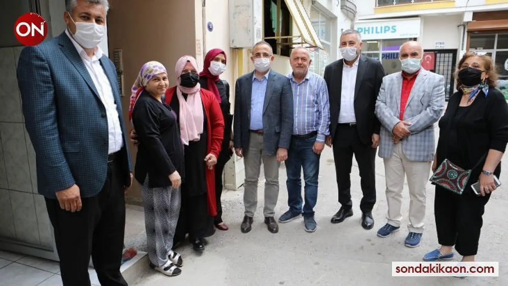AK Parti İzmir'den 30 ilçeye eş zamanlı ziyaret