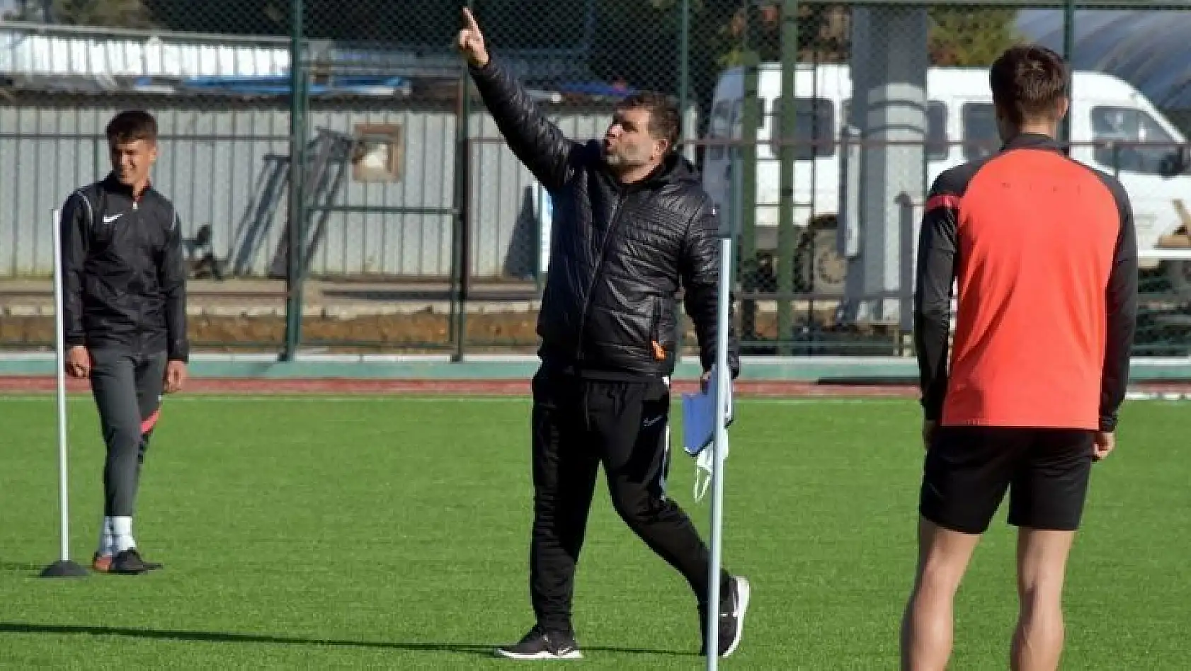 Aliağaspor FK, lig öncesi hazırlıklarını sürdürüyor