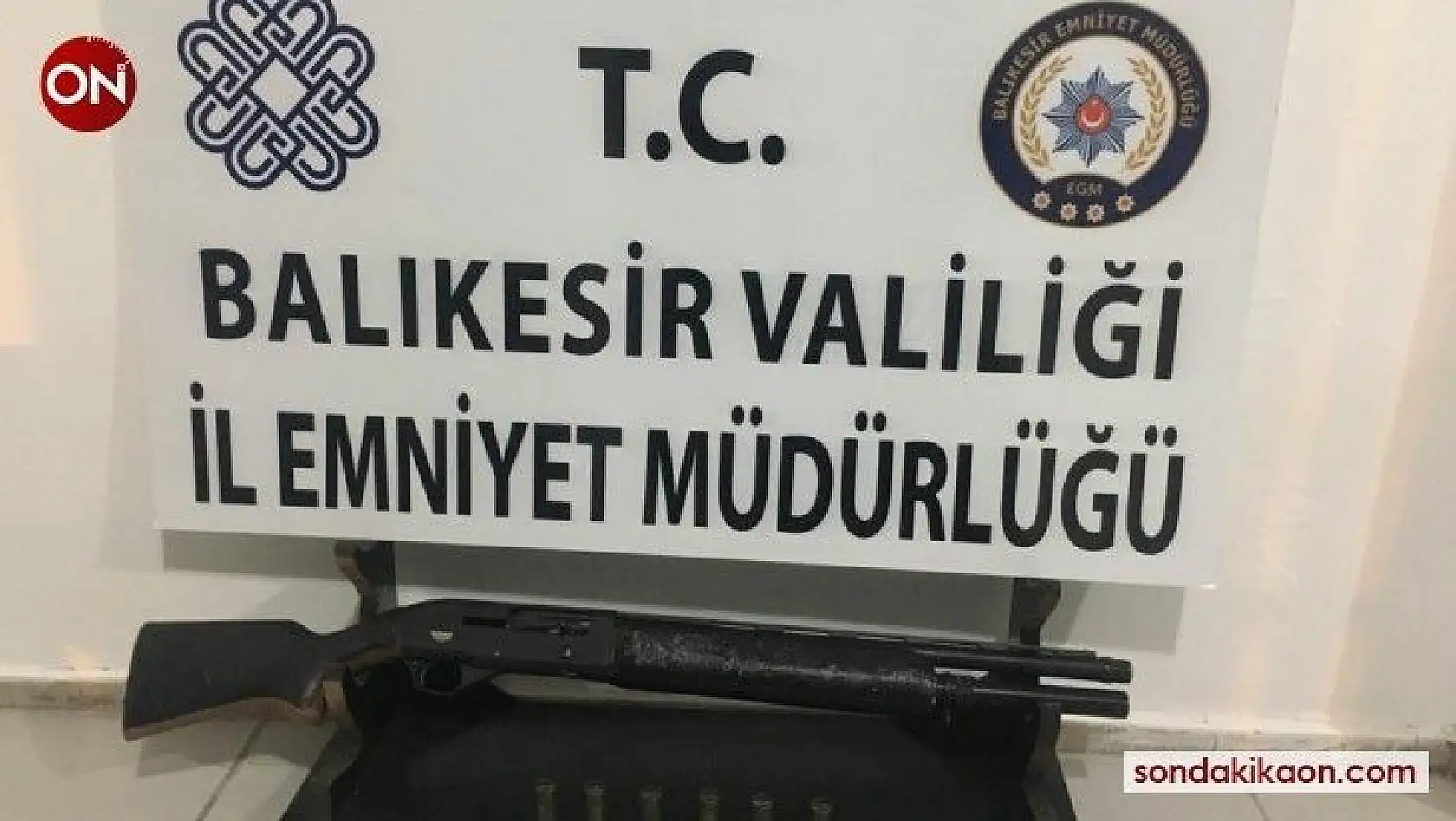Balıkesir'de polis ve jandarmadan 43 şahsa huzur operasyonu