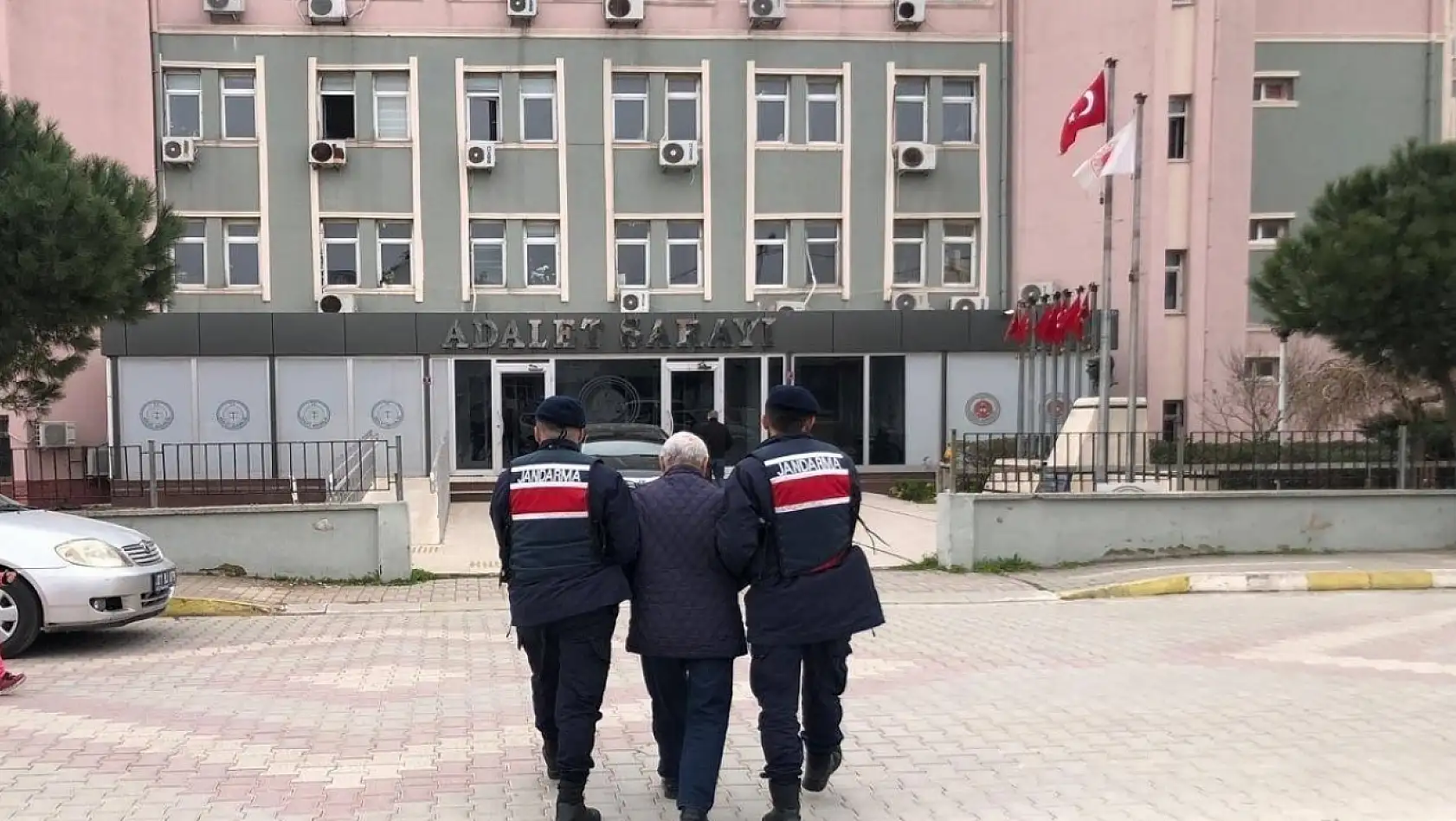 Bandırma'da FETÖ/PDY üyesi 1 kişi yakalandı