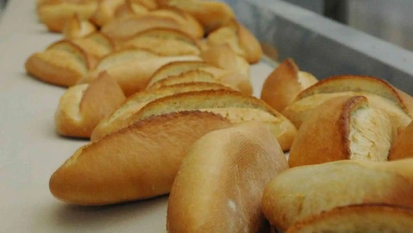 Bursa'da ekmeğe yüzde 14,2 zam geldi