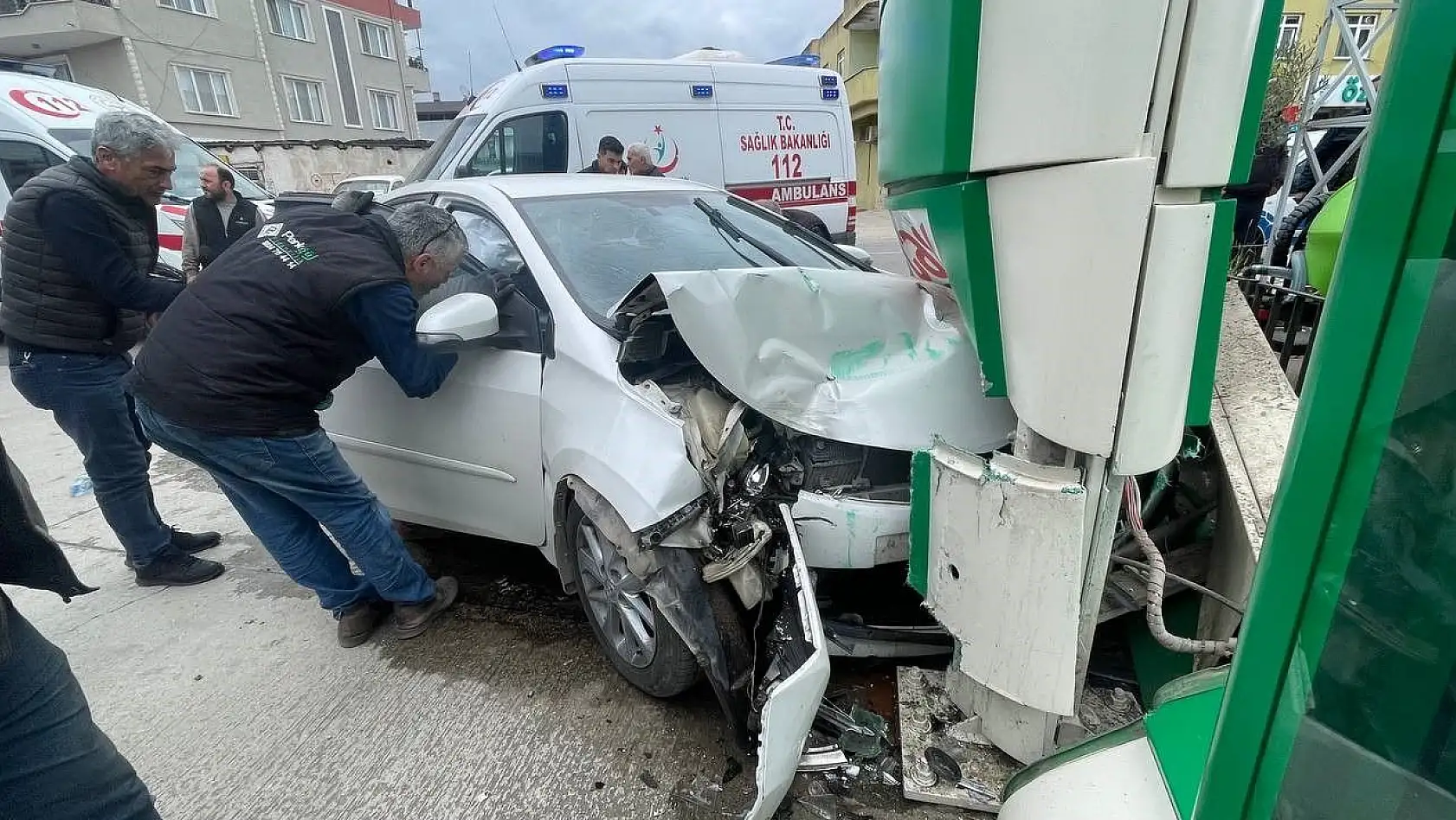 Bursa'da facia teğet geçti: 5 yaralı