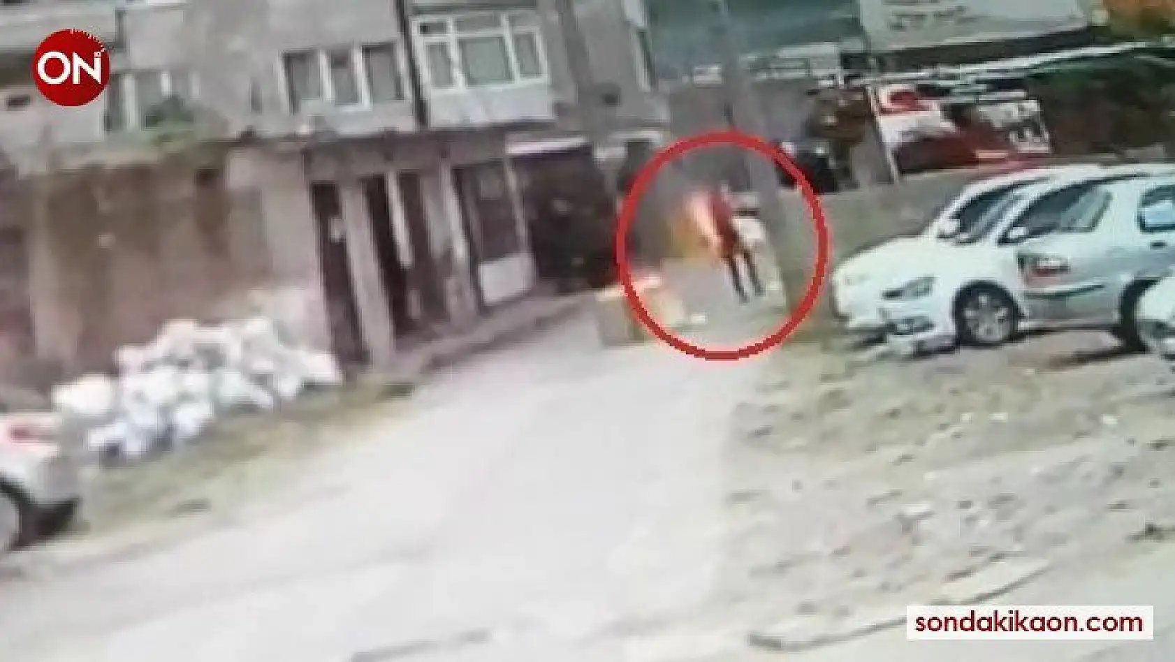 Bursa'da üzerine benzin döküp kendini ateşe veren genç kurtarılamadı