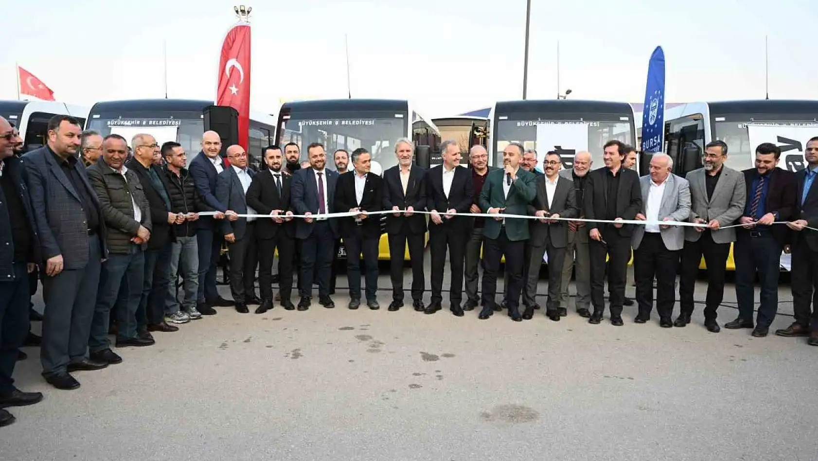 Bursa'nın ulaşım ağına 56 otobüs daha entegre edildi