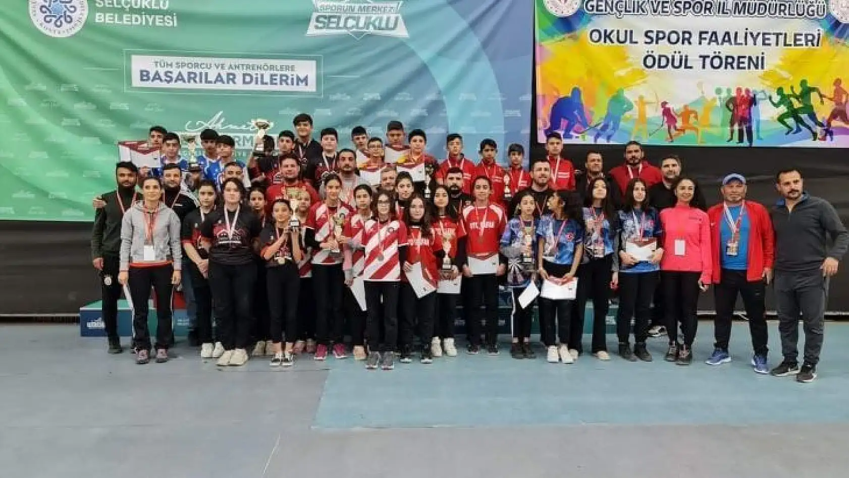 Dart Türkiye Finallerine Denizli okulları damga vurdu