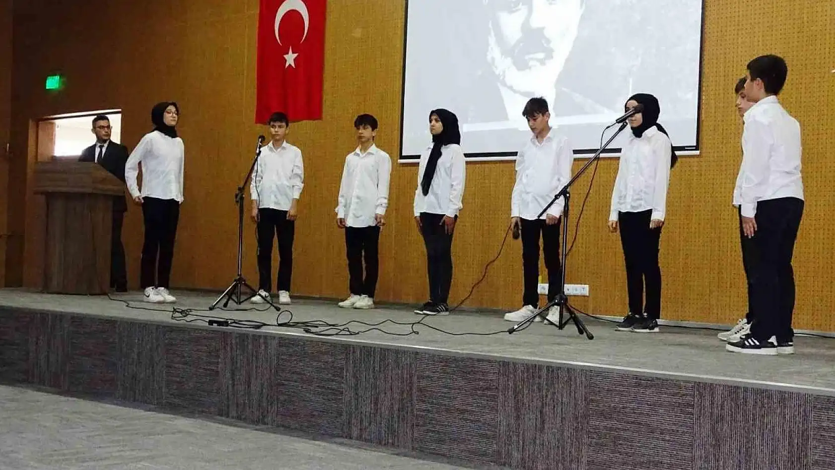 Hisarcık'ta İstiklal Marşı'nın kabulü ve Mehmet Akif Ersoy'u anma günü etkinlikleri