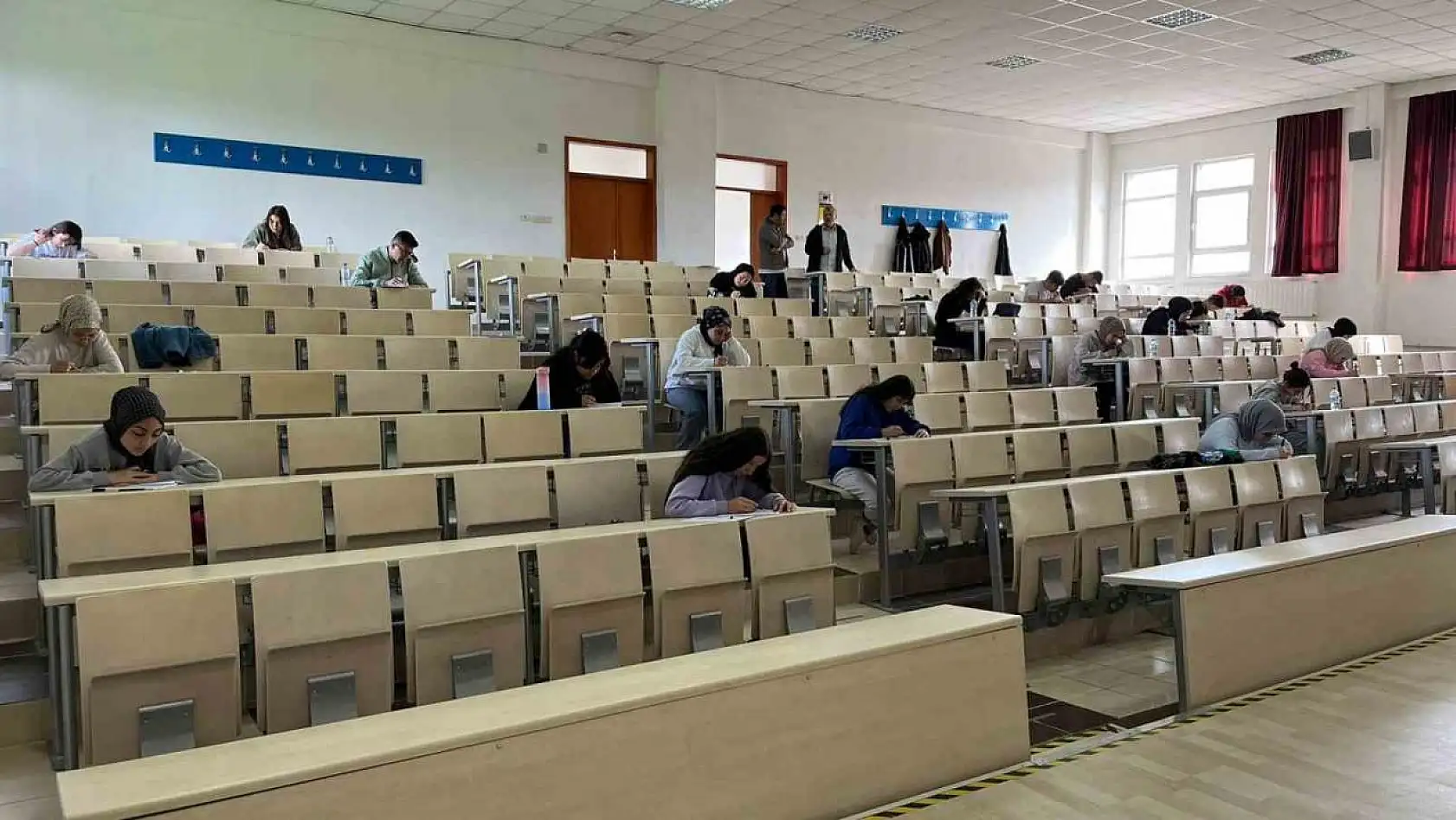 Hisarcık'ta üniversite sınavına hazırlık simülasyonu yapıldı