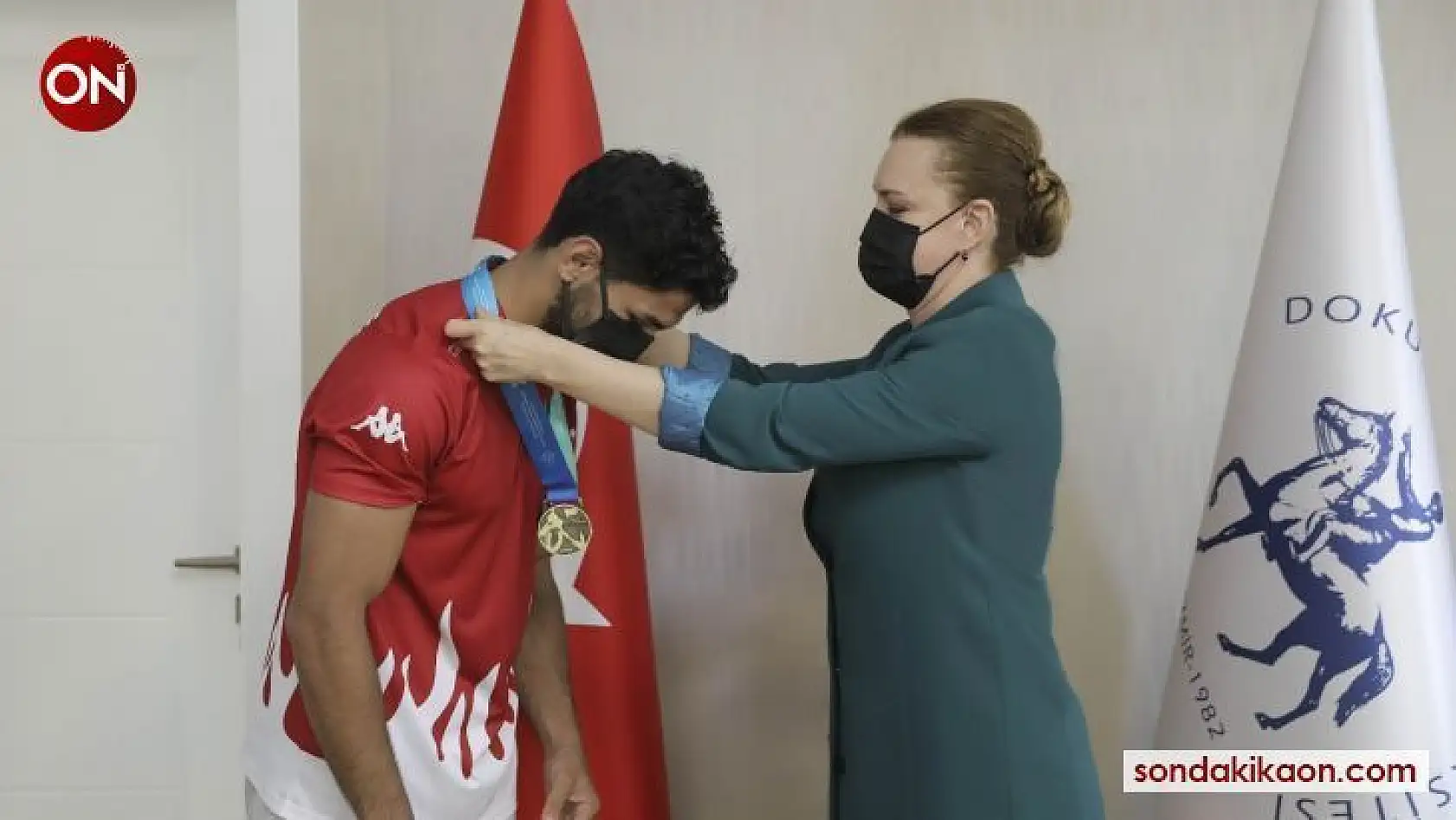 İranlı rakibi dopingli çıkınca Türk sporcu Wushu Dünya Şampiyonu oldu