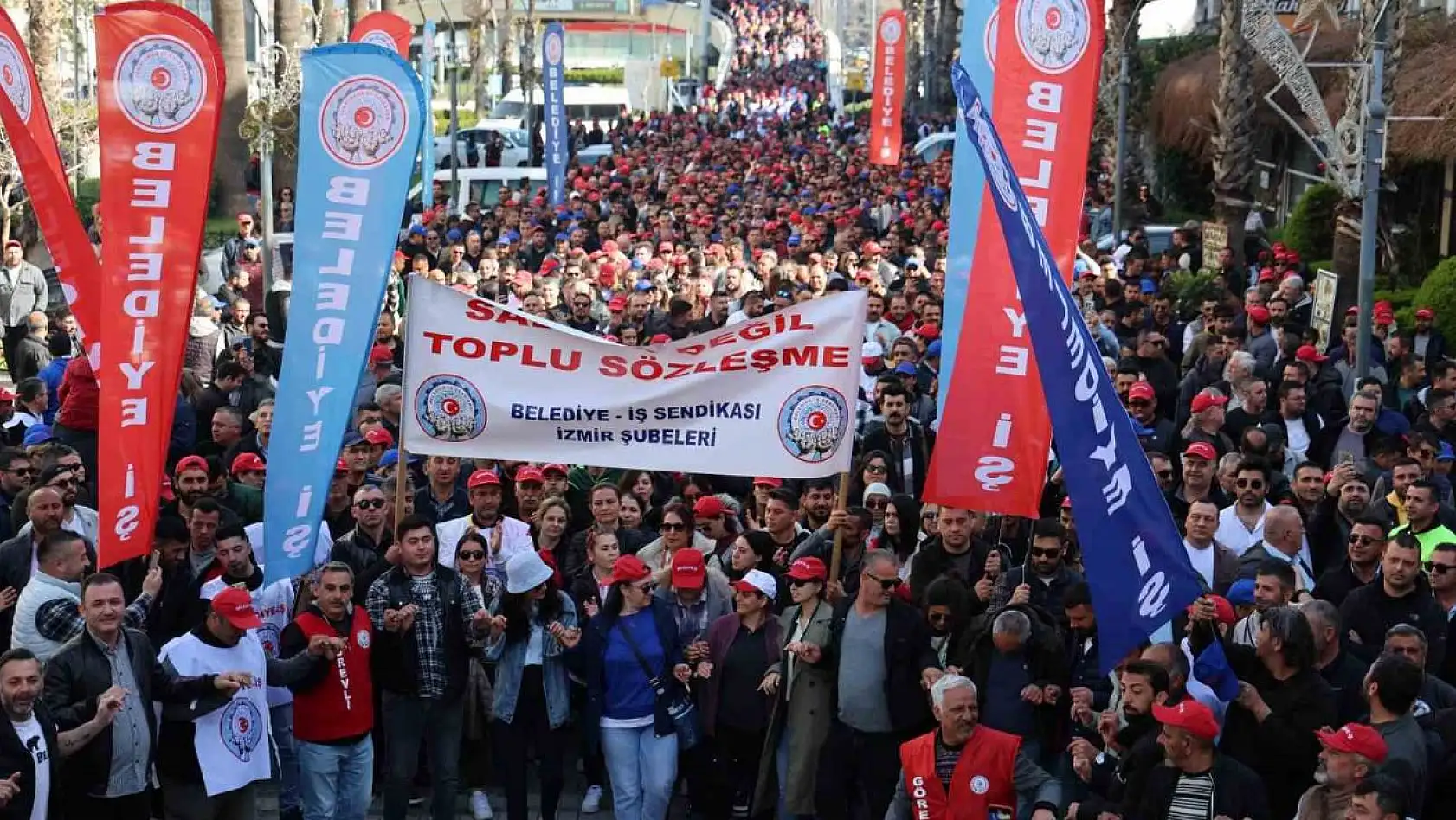 İzmir'de TİS görüşmeleri tıkandı, 6 bin işçi eyleme çıktı