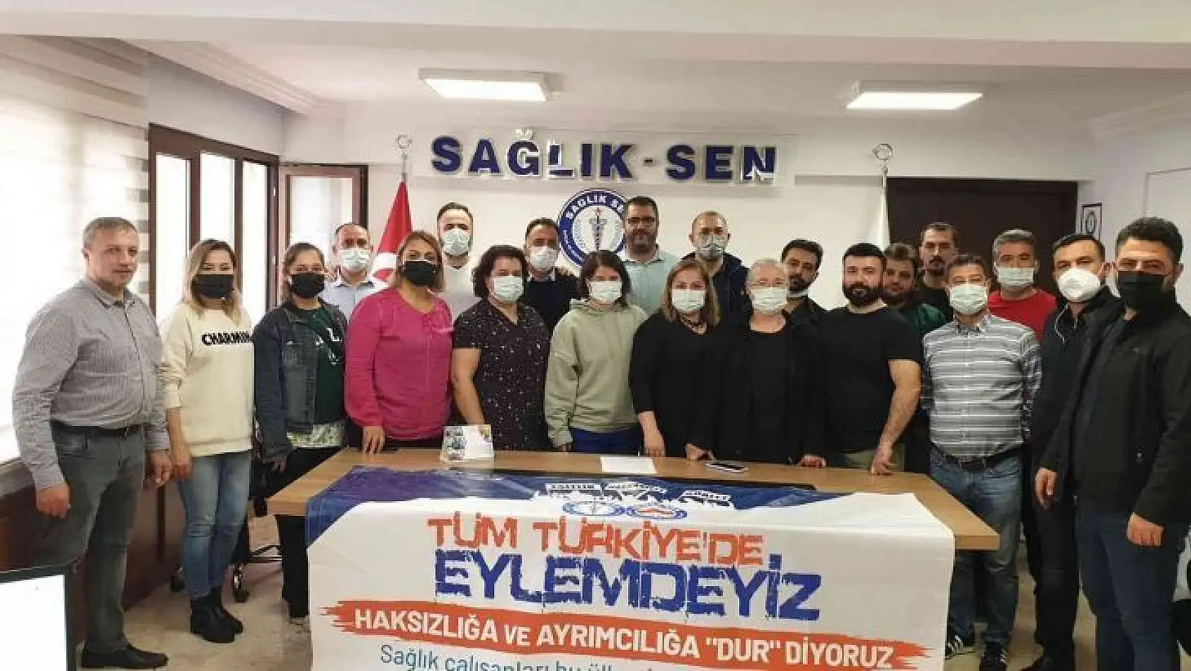 İzmir Sağlık-Sen'den zam tepkisi