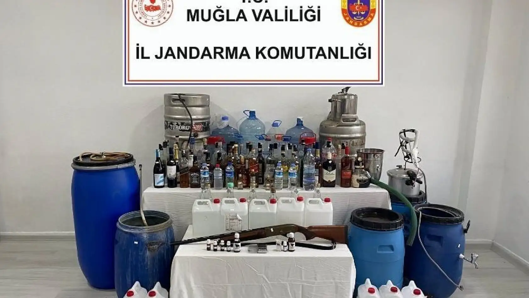 Muğla'da kaçak alkol operasyonu: 6 gözaltı