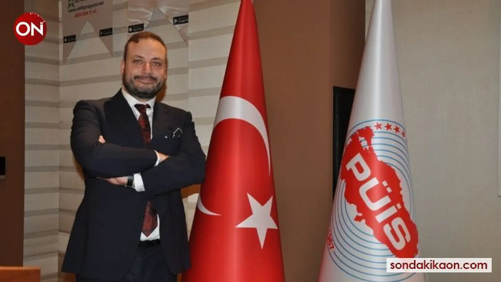 PÜİS İzmir'de, Mert Aslan bayrağı devraldı
