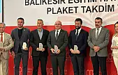 Balıkesir'de eğitime destek veren hayırseverler onurlandırıldı