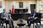 Burhaniye'de Mülkiye Başmüfettişi Öner, kaymakam İlyas Memiş'i ziyaret etti