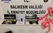 Pembe panterin içinden uyuşturucu çıktı