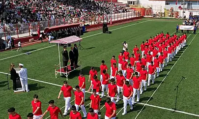 Ayvalık'ta 19 Mayıs coşkusu törenle kutlandı