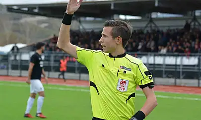 Balıkesirli hakem Adnan Deniz Kayatepe'ye, Süper Lig'de görev