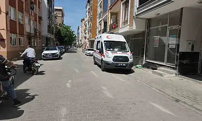 Edremit'te bıçaklı kavga: 2 yaralı